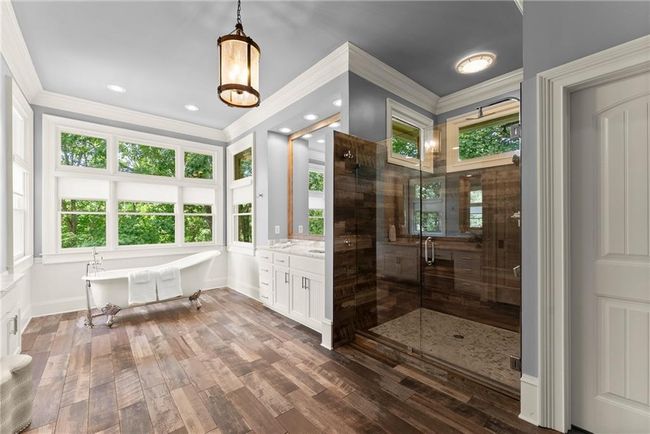 5610 Point West Dr, House other with 6 bedrooms, 7 bathrooms and null parking in Oakwood GA | Image 36