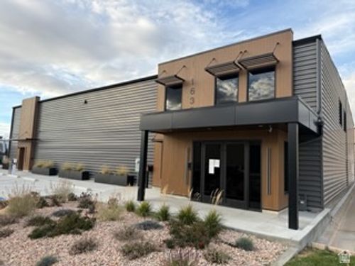 1630 2225, Woods Cross, UT, 84087-2371 | Card Image