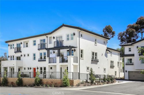 15 Brookline Way, Phillips Ranch, CA, 91766-7024 | Card Image