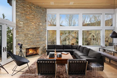 101-410 S West End St, Aspen, CO, 81611-2152 | Card Image