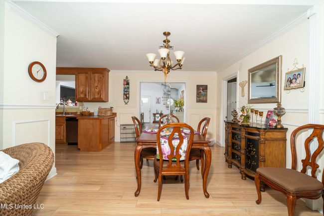 25401 Notre Dame-17 | Image 9