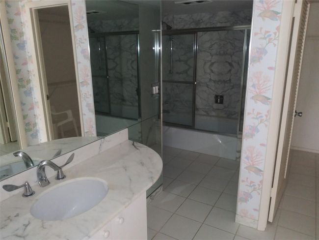 APT-305 - 3850 Galt Ocean Dr, Condo with 2 bedrooms, 2 bathrooms and null parking in Fort Lauderdale FL | Image 9