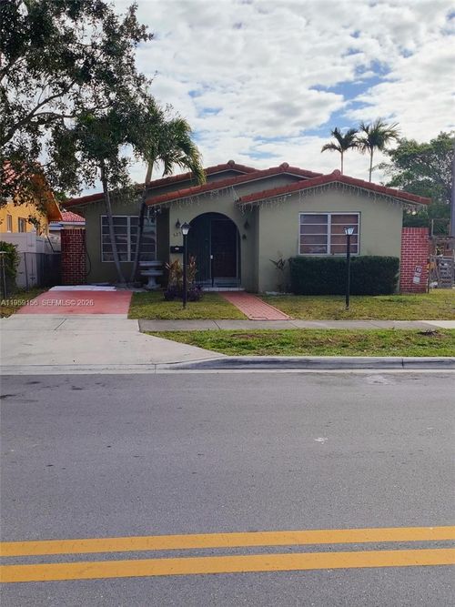 525-525 Sw 56th Ave, Coral Gables, FL, 33134-1051 | Card Image