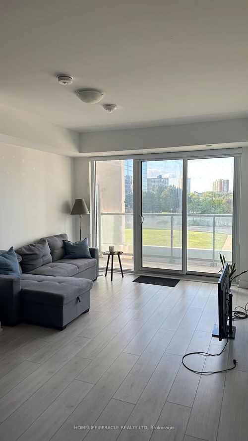 516-2033 Kennedy Rd, Toronto, ON, M1T0B9 | Card Image