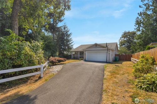 4612 75th Ave Ne, Marysville, WA, 98270-8871 | Card Image