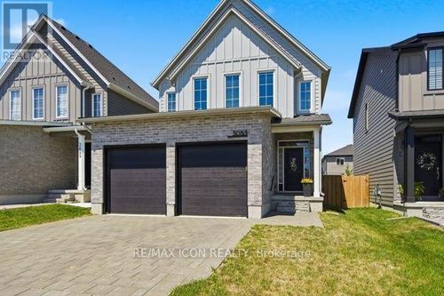 3053 Heardcreek Trail, London North (North S), ON, N6G2S7 | Card Image