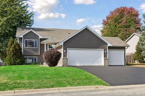 315 9th Avenue Ne, Lonsdale, MN, 55046 | Card Image
