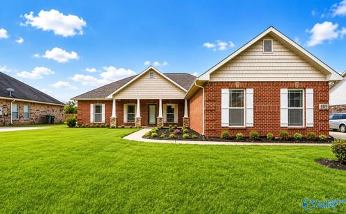 109 Harbor Glen Dr Sw, Madison, AL, 35756-2809 | Card Image