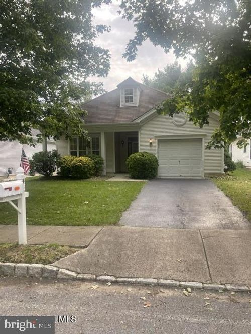 42 Spring Meadow Dr, Lakewood, NJ, 08701-7385 | Card Image