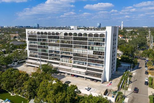 unit-204-3211 W Swann Ave, TAMPA, FL, 33609-4651 | Card Image