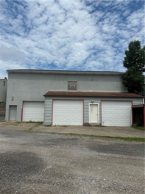 3638 Elm Ave, Castle Shannon, PA, 15234-2263 | Card Image