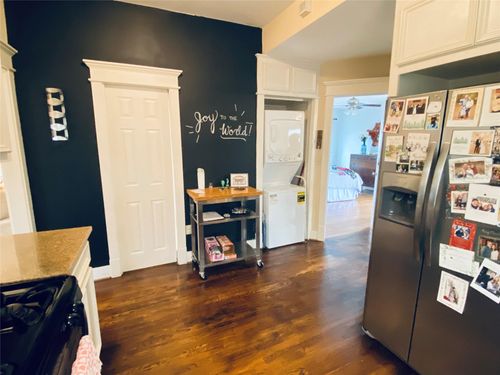 610 E 24th St, Houston, TX, 77008-2353 | Card Image