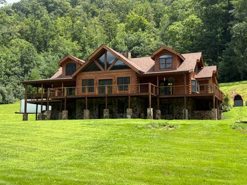 110 Dairy Farm Rd, Manchester, KY, 40962-6084 | Card Image