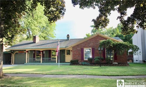 320 E Virginia Blvd, Jamestown, NY, 14701-8437 | Card Image