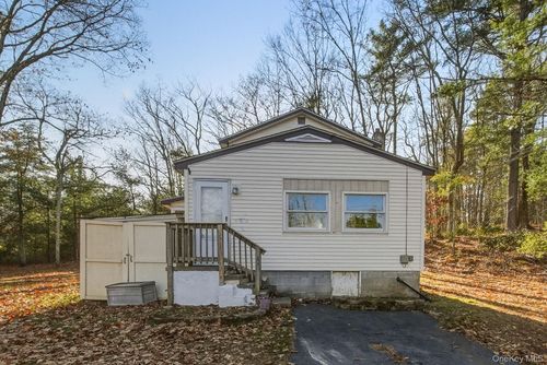 140 Highland Lake Rd, Highland Lake, NY, 12743-5109 | Card Image