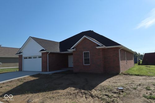 3891 Autumn Way, Seymour, IN, 47274-3497 | Card Image