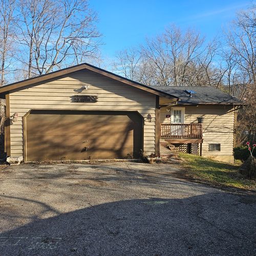 26571 N Il Route 83, Mundelein, IL, 60060-3478 | Card Image