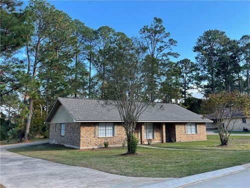 412 Fendler Parkway Parkway, Pineville, LA, 71360 | Card Image