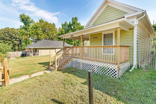 6225 E 10th And 6227 Street, Kansas City, MO, 64126 | Card Image
