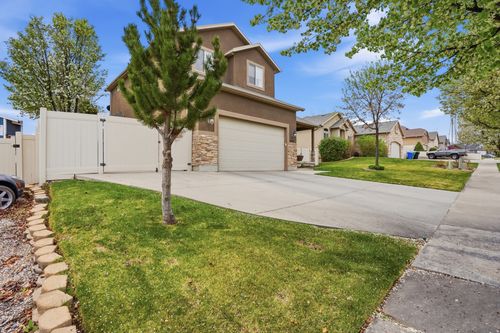 5743 W Lugano Dr, West Jordan, UT, 84081-3438 | Card Image