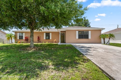 1370 Elmira Ave Nw, PALM BAY, FL, 32907-7867 | Card Image