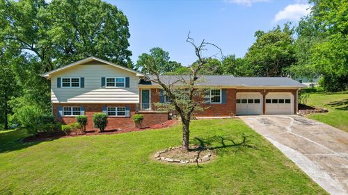 404 Lark Ln, Chattanooga, TN, 37415-1902 | Card Image