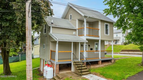 524 Mill St, Catawissa, PA, 17820-1112 | Card Image