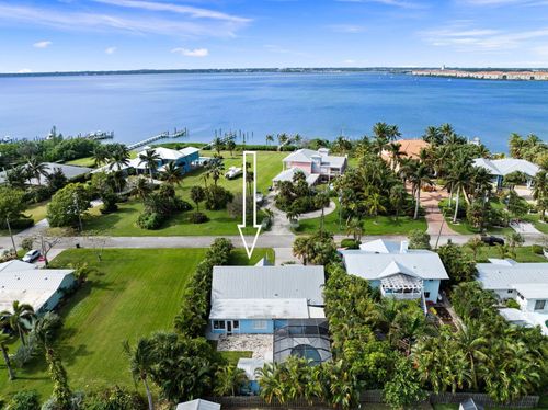 1128 Fernandina St, Fort Pierce, FL, 34949-3374 | Card Image