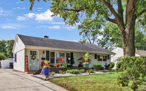 1027 Wildwood Dr, Kokomo, IN, 46901-1817 | Card Image