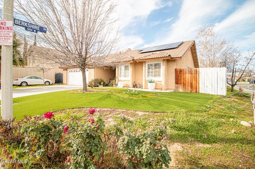 39341 Thames Ct, Palmdale, CA, 93551-4032 | Card Image