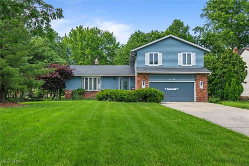 470 Celestia Dr, Richmond Heights, OH, 44143-2742 | Card Image