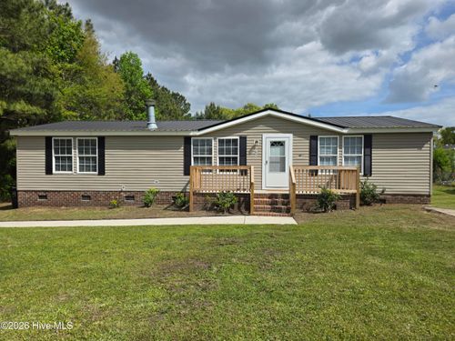 361 Fowler Manning Rd, Richlands, NC, 28574-7164 | Card Image