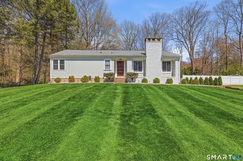 44 Brinsmade Rd, Hamden, CT, 06514-1905 | Card Image