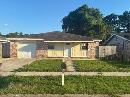 2405 Ramsey Dr, Marrero, LA, 70072-6116 | Card Image