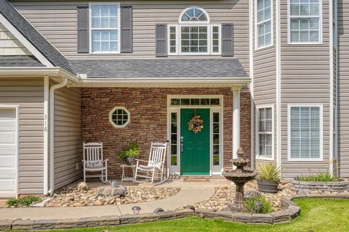 316 Crestview Ln, Spartanburg, SC, 29301-5216 | Card Image