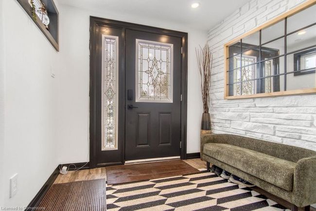 82 Shea Cres, House other with 6 bedrooms, 2 bathrooms and 8 parking in Kitchener ON | Image 6