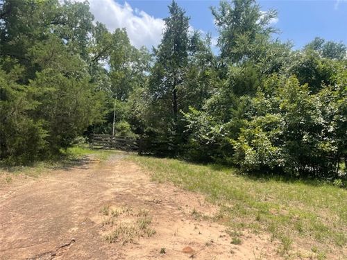 2841 County Road 430, Marquez, TX, 77865-4105 | Card Image