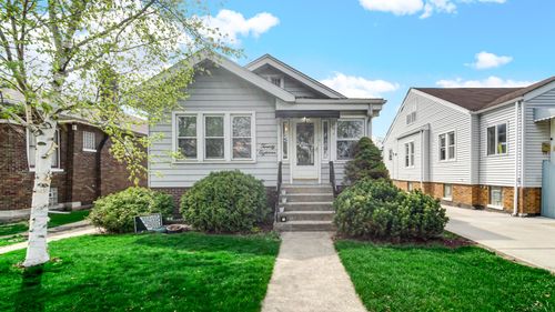 2018 Superior Ave, Whiting, IN, 46394-1927 | Card Image
