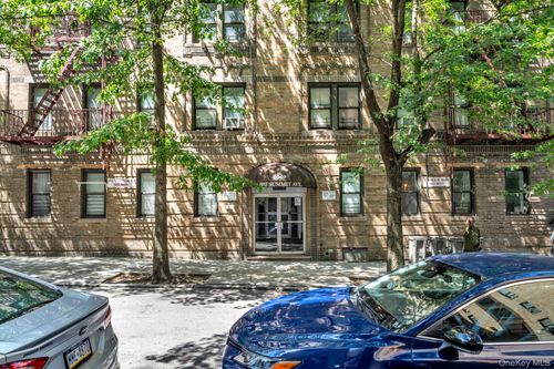 1d-1015 Summit Avenue, New York, NY, 10452 | Card Image