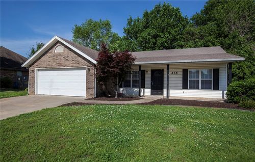 235 Sundown Dr, Fayetteville, AR, 72730-8643 | Card Image