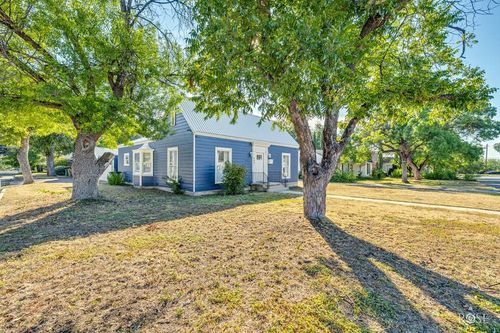 404 S Monroe St, San Angelo, TX, 76901-4064 | Card Image