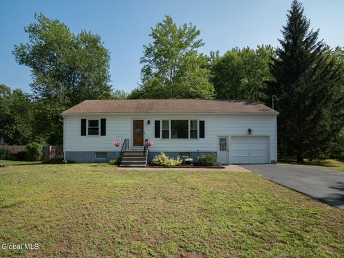 12 St Marie St, Schenectady, NY, 12303-2714 | Card Image