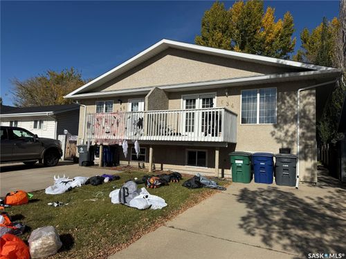 634-636 Pendygrasse Road, Saskatoon, SK, S7M5N2 | Card Image