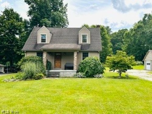 7600 Stewart Sharon Rd, Masury, OH, 44438-1324 | Card Image