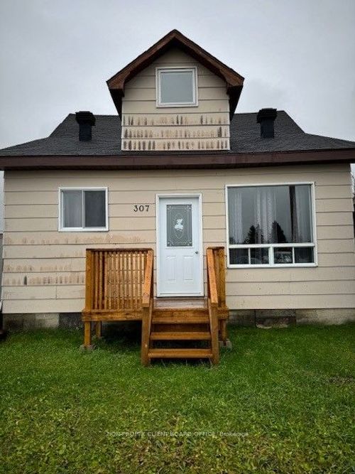 307 Ambridge Dr, Iroquois Falls, ON, P0K1E0 | Card Image