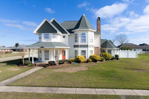 1800 Bay Tree St, Lutcher, LA, 70071-5635 | Card Image