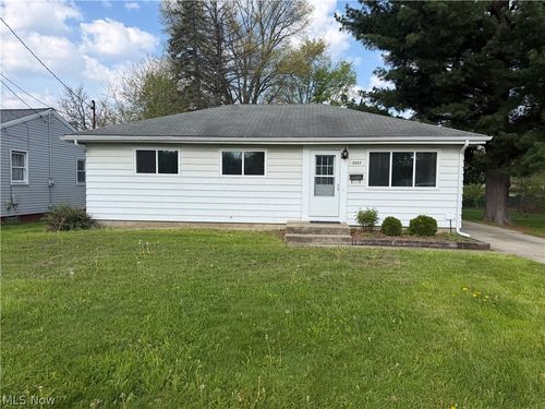 2227 Ogden Avenue Nw, Warren, OH, 44483 | Card Image
