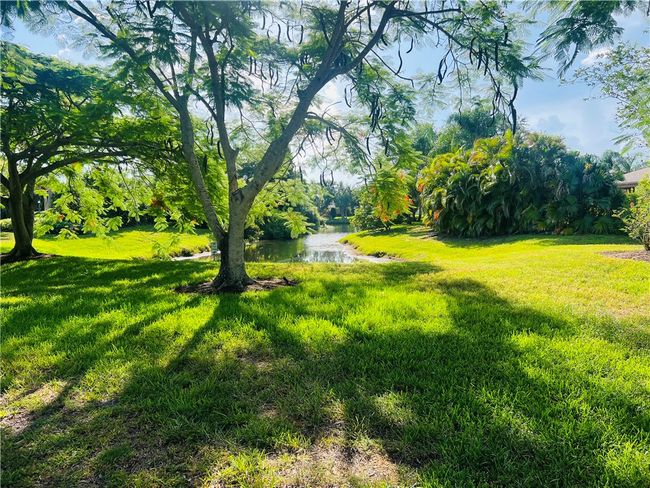 8C - 1123 Breezy Way, House attached with 2 bedrooms, 2 bathrooms and null parking in Sebastian FL | Image 20