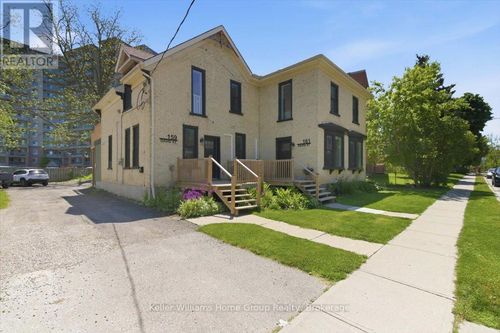 161 David St, Kitchener, ON, N2G1Y3 | Card Image
