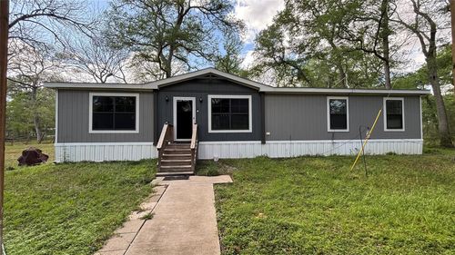 563 Forrest Lawn, Wharton, TX, 77488-8757 | Card Image